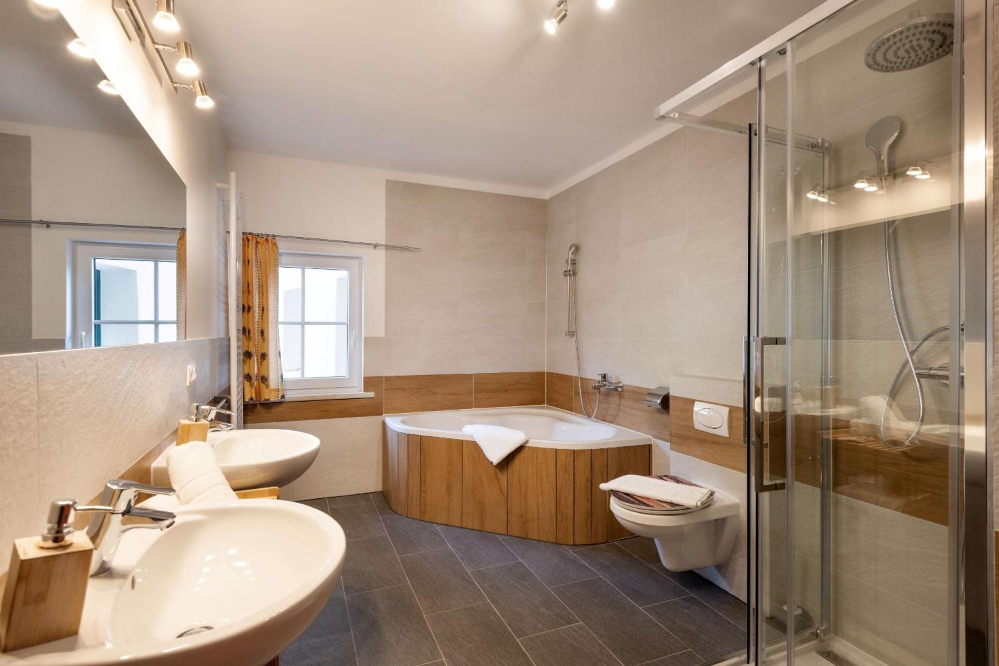 Alpenlodge, Ferienwohnung 8 Тирзе Экстерьер фото